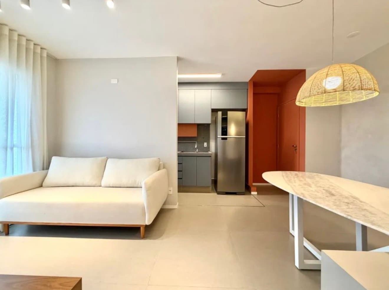 Apartamento à venda e para locação com 2 quartos, 57 m² - Centro